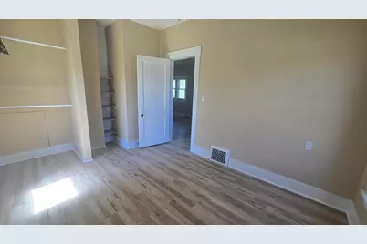 1349 W Michigan Avenue W, Battle Creek, MI 49037 - Photo 14