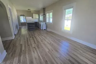 1349 W Michigan Ave W, Battle Creek, MI 49037 - Photo 2