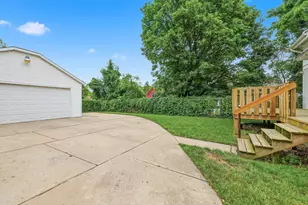 249 NE Fairbanks St, Grand Rapids, MI 49503 - Photo 28