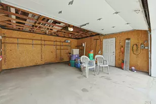 249 NE Fairbanks St, Grand Rapids, MI 49503 - Photo 30