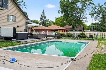 2211 Morton Avenue, Saint Joseph, MI 49085 - Photo 44
