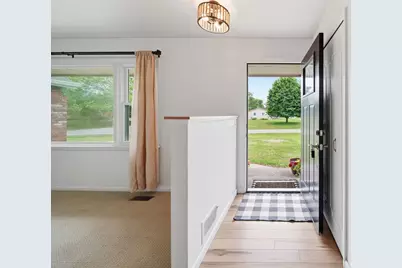 800 Hazelwood Boulevard, Jackson, MI 49203 - Photo 16
