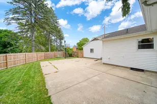 800 Hazelwood Blvd, Jackson, MI 49203 - Photo 12