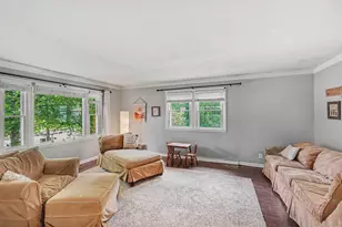 37 W Garfield Ave, Zeeland, MI 49464 - Photo 8