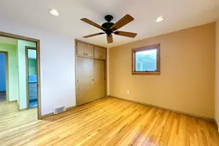 23213 Greencrest St, Saint Clair Shores, MI 48080 - Photo 30