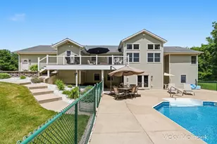 817 Pheasant Ridge Dr, Hastings, MI 49058 - Photo 4