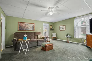 12402 Crockery Creek Dr, Ravenna, MI 49451 - Photo 6