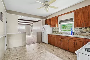 5058 Hess Rd, Saginaw, MI 48601 - Photo 6