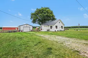 7780 W Cutler Rd, Lakeview, MI 48850 - Photo 2