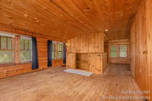 210 44th St SE, Grand Rapids, MI 49548 - Photo 12