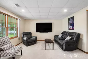 975 Bluff Lake Dr, Zeeland, MI 49464 - Photo 24