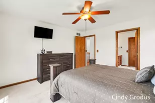 975 Bluff Lake Dr, Zeeland, MI 49464 - Photo 18