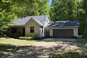 2560 S 25 Rd, Boon, MI 49618 - Photo 2