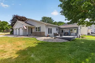 103 Paula Dr, Brooklyn, MI 49230 - Photo 32