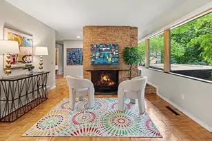 2065 Day St, Ann Arbor, MI 48104 - Photo 4