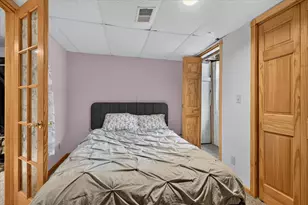 1221 Harwood Cir, Saline, MI 48176 - Photo 32
