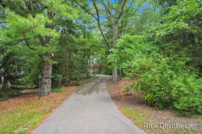2185 Eagle Boulevard, Holland, MI 49424 - Photo 2