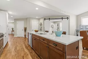 11494 S Lake Dr, Holland, MI 49424 - Photo 20