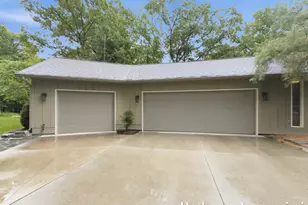 1708 Mont Rue Dr SE, Grand Rapids, MI 49546 - Photo 52