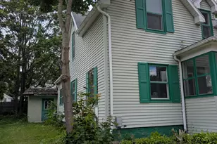 1608 2nd St, Jackson, MI 49203 - Photo 2