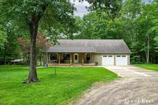 2535 52nd St, Fennville, MI 49408 - Photo 1