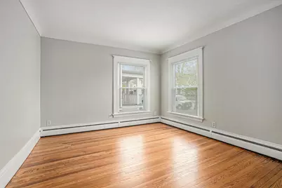 614 Crescent Street NE, Grand Rapids, MI 49503 - Photo 4