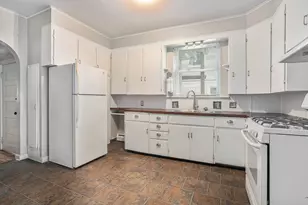 614 Crescent St NE, Grand Rapids, MI 49503 - Photo 10
