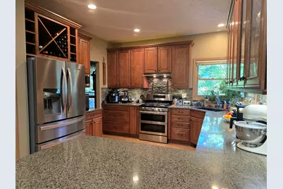 594 Springwood Drive, Kalamazoo, MI 49009 - Photo 6