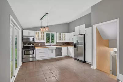 5802 Montebello Avenue, Haslett, MI 48840 - Photo 10