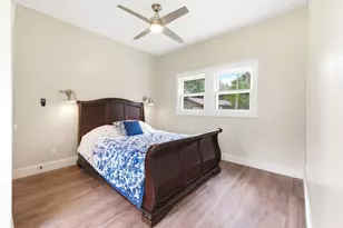 401 N Elm St, Three Oaks, MI 49128 - Photo 10
