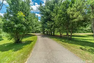 6635 Vinton Ave NW, Comstock Park, MI 49321 - Photo 22