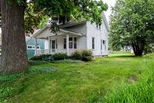 2036 Coit Ave NE, Grand Rapids, MI 49505 - Photo 4