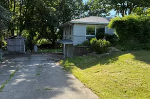 16734 Rynearson Rd, Buchanan, MI 49107 - Photo 2