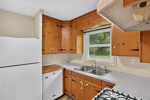 7836 Cuff Rd, Parma, MI 49269 - Photo 12