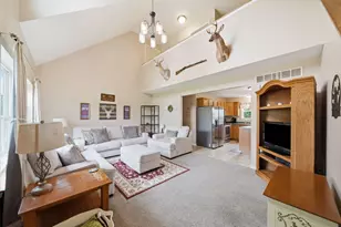 5867 E Hillcrest Dr, Eaton Rapids, MI 48827 - Photo 6