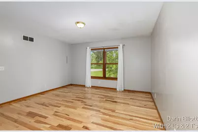 9755 Grand River Avenue, Clarksville, MI 48815 - Photo 14