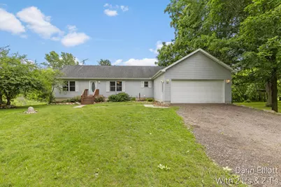 9755 Grand River Avenue, Clarksville, MI 48815 - Photo 6