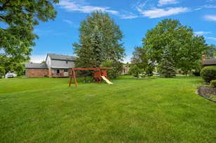 24762 White Plains Dr, Novi, MI 48374 - Photo 58
