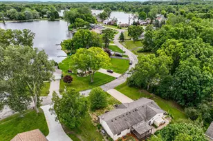 3941 Loch Dr, Highland, MI 48357 - Photo 2
