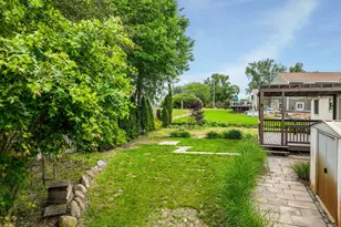 3941 Loch Dr, Highland, MI 48357 - Photo 20