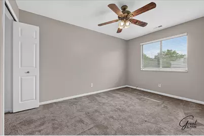 30761 Hidden Pines Lane, Roseville, MI 48066 - Photo 12