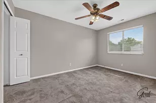 30761 Hidden Pines Ln, Roseville, MI 48066 - Photo 12