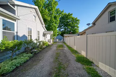 205 W Shawnee Street, Tecumseh, MI 49286 - Photo 32