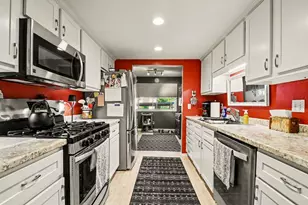 2424 E Collier Ave SE, Grand Rapids, MI 49546 - Photo 12