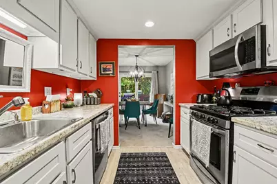 2424 E Collier Avenue SE, Grand Rapids, MI 49546 - Photo 12