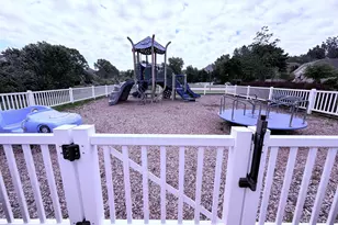 576 Brownstone St, Holland, MI 49423 - Photo 28