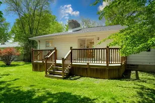 1239 Atkinson Ave, Bloomfield Hills, MI 48302 - Photo 2