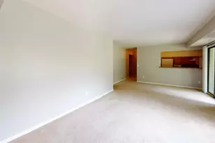 275 Briarcrest Dr, Ann Arbor, MI 48104 - Photo 8