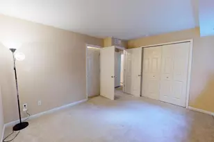275 Briarcrest Dr, Ann Arbor, MI 48104 - Photo 10