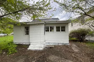 255 High St, Benton Harbor, MI 49022 - Photo 24
